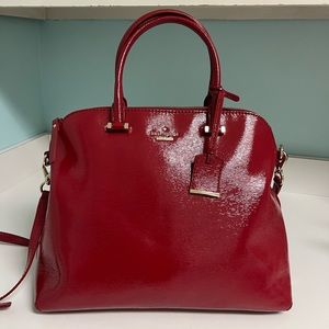 Like new Kate Spade crossbody satchel handbag.